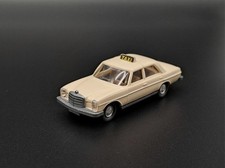 Wiking 149 1:87 Mercedes-Benz MB 200 Taxi  mit Traverse ab 1979 beige / creme