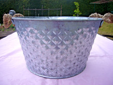 Konvolut, 3 verzinkte Pflanztöpfe, Übertöpfe, Eimer, seilgeflochtene Henkel Outd