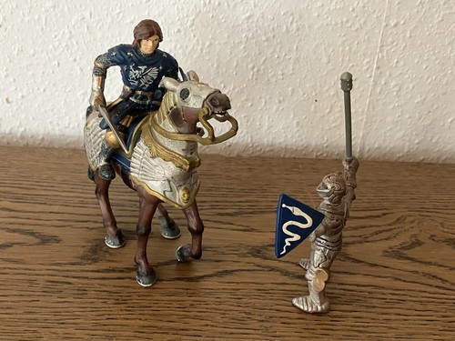 Ritter mit pferd - mit, +