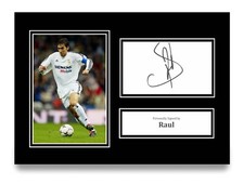 Raul Blanco signed A4 Foto Autogramm Real Madrid Spanien Geschenk Display + COA