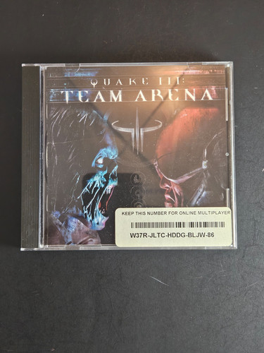 Quake team arena - arena,, 2000)
