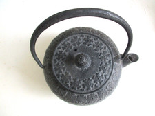 Kleine Teekanne, Gusseisen