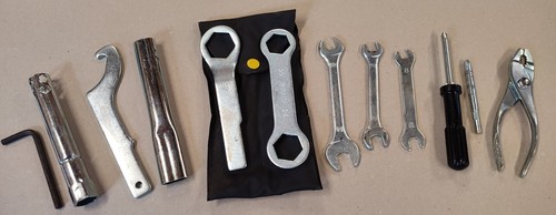 Fazer 600 bordwerkzeug 907 - 600,