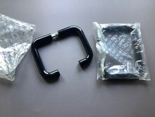 2 HEWI GRIFFE GRIFFGARNITUREN