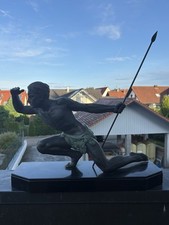 Skulptur Der Späher