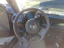 2014 Volkswagen Beetle Driver