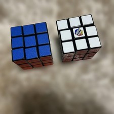 Rubik's 3x3 Speed Cube Puzzle, bunt, glatt gedreht, 2er Set - Neu VVE