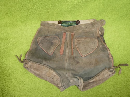 Kurze alte trachtenlederhose - alte,