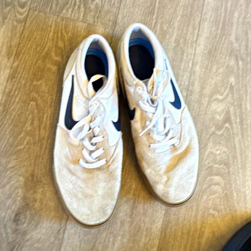 Nike low top - nike, sneaker