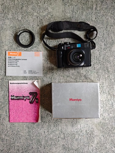 Mamiya medium format - medium, 6x7