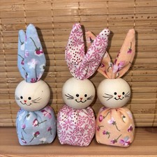 Set 3 Osterhasen mit von Hand