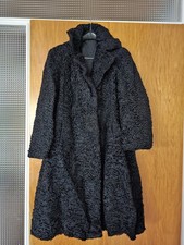 Persianer Mantel. Gr. M, Farbe schwarz