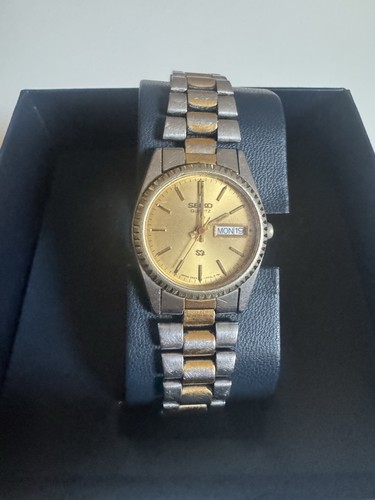 Vintage 1986 seiko quartz - seiko,