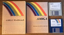 Amiga 500 / 500 Plus - 2 Handbücher inkl. 2 Disketten, guter Zustand