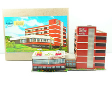 Kibri 8251 Fertigmodell ESSO Motor Hotel Sindelfingen OVP Märklin H0 Schauanlage