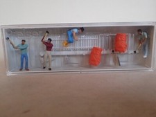 Preiser Zirkus Schlepperfahrer