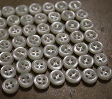 50 kleine perlmuttfarbene