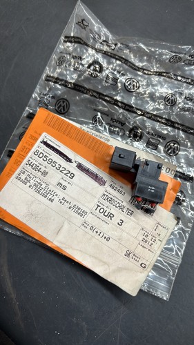 Mikroschalter audi 8d5953229 - mikroschalter,