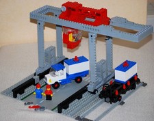 Lego® 7823 Eisenbahn Container-Verladestation mit Waggon, LKW und Figuren