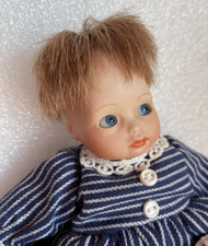 Porzellanpuppe, reine