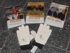 Torwart Handschuhen Adidas "Manuel Neuer" handsigniert CHARITY