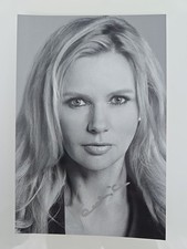 VERONICA FERRES XL AUTOGRAMM