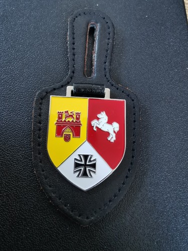 Brustanhänger