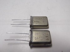 2 Stück Quarz 15067,99 KHZ