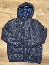 Dunkelblaue Stone Island