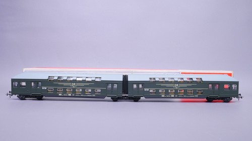 Schicht 426 879 - dc,