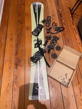 Snowboard Ausstattung (Brett