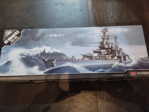 Academy 350 großkampfschiff - academy, 1:350
