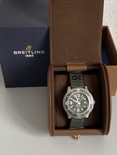 Breitling Superocean 44 / Zifferblatt in Khaki, Olive / Full Set / Top Zustand