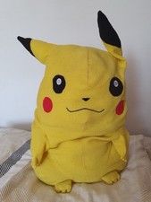 Großes Pikachu Plüschtier