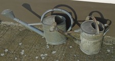 2 alte Gießkannen Zinkkanne