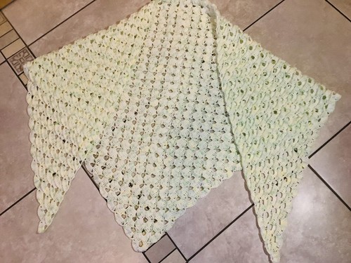 Dreieckstuch gehäkelt - 🧶dreieckstuch,