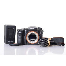 Sony Alpha 99 II / ILCA-99 M2 Digitalkamera mit 43,6 Megapixel - 120795 Shots