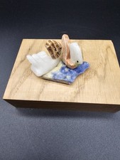 Edelstein Vogel Paar  Edelsteintier Tiergravur aus Peru 3-4cm.