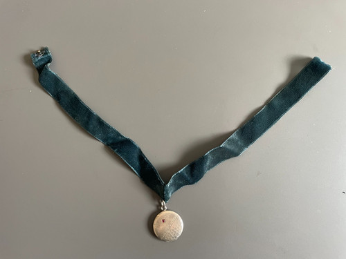 Antiker medaillon anhänger - medaillon,