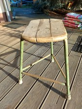 Originaler, dreibeiniger