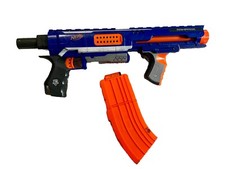Nerf Elite Rampage mit 10 Clip