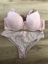 Hunkemöller * Wunderschönes Set gepolsterter BH  Gr. 80 C und Slip Gr. M * rose