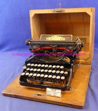 Vasanta 1925 im Holzkoffer - Schreibmaschine alt antik - Samlg. Haußmann 2333