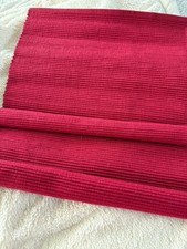 Rote Läufer für Tisch/Kommode