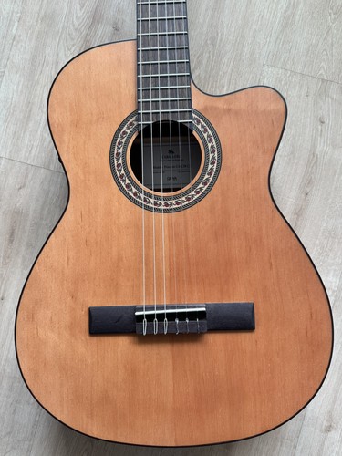 Neuwertige gitarre caballero - gitarre,