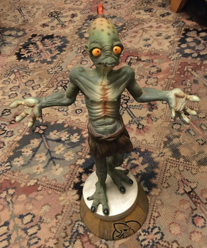 Abe statue muckle - statue,