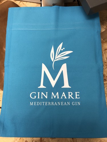 Nagelneuer seltener gin mare - seltener,