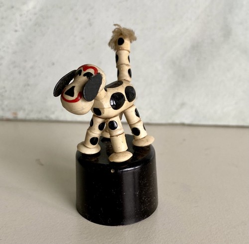 Alte drückfigur hund - alte,