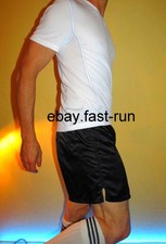 Adidas Glanzshort Sporthose D7