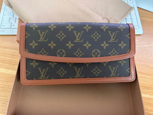 Louis vuitton vintage clutch - louis,